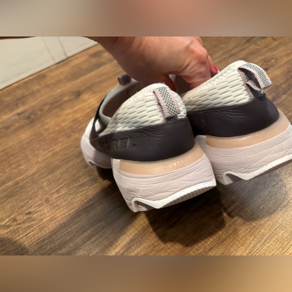 Sorel Women's Sneakers in White and Gray - Picture 6 of 15